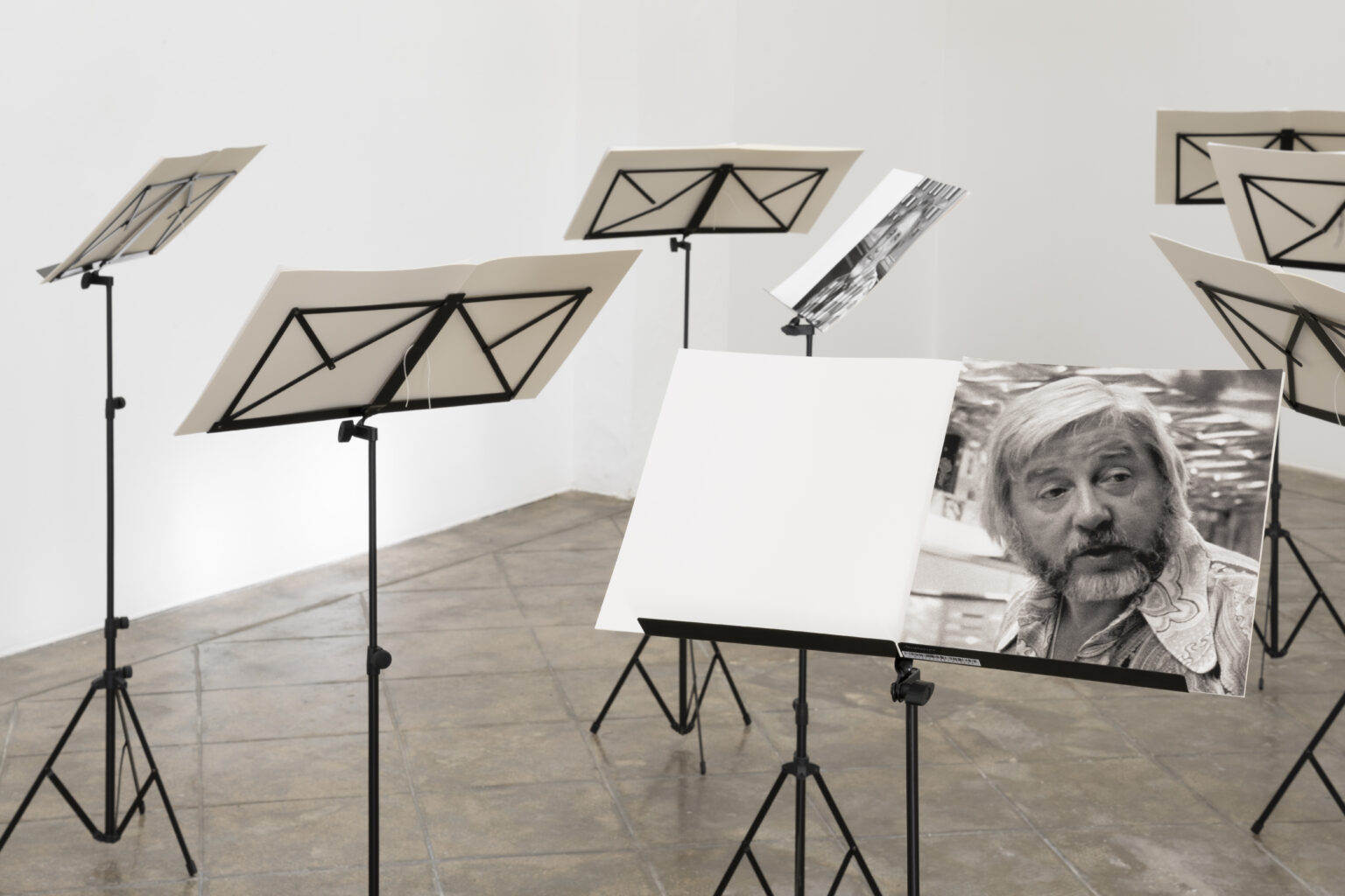 Iñaki Bonillas Vidas Breves, 2025 | JUEGOS CONCEPTUALES | ProjecteSD