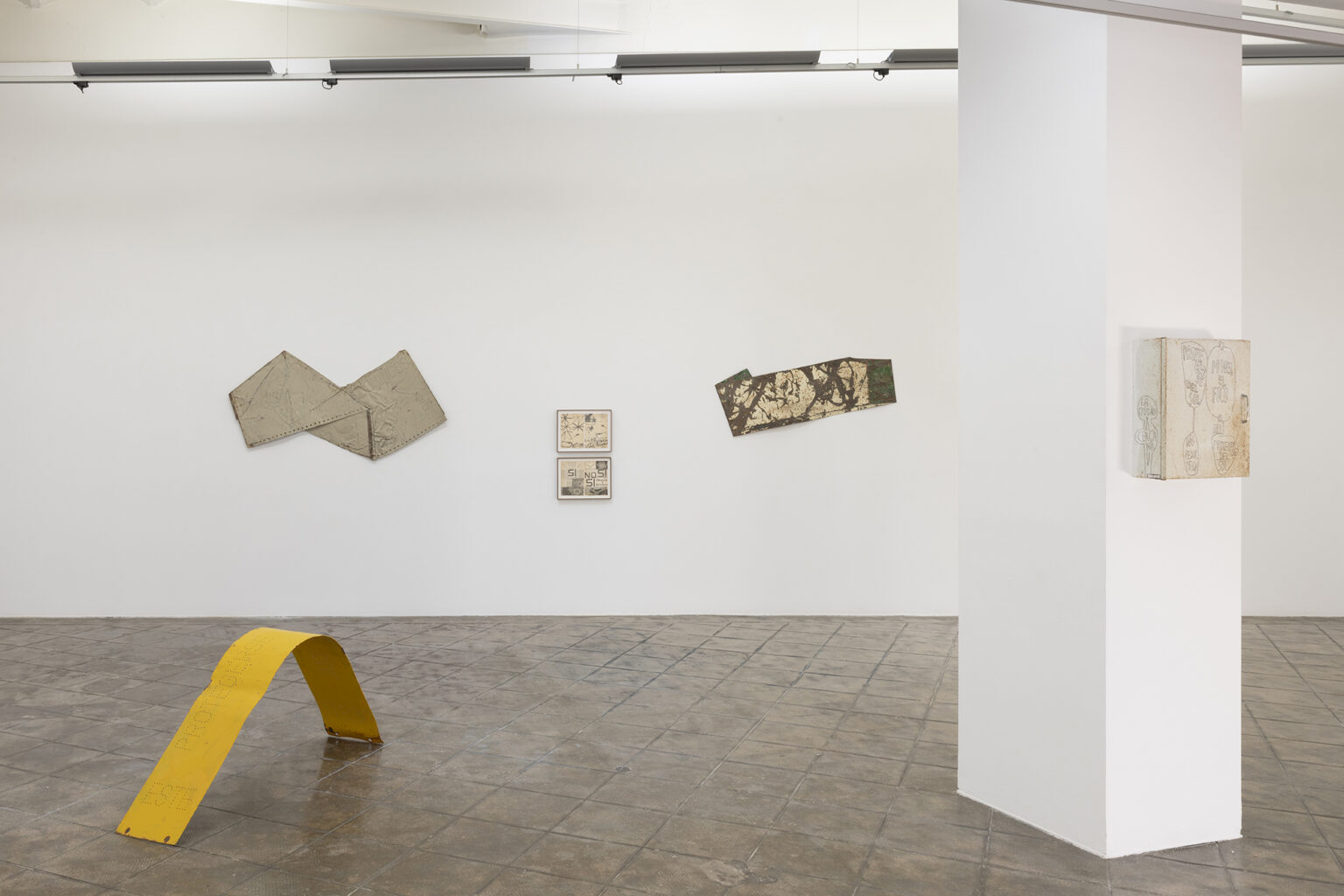 Vista de exposición / Exhibition view | BUSCANDO DONDE NO HAY NADA | ProjecteSD