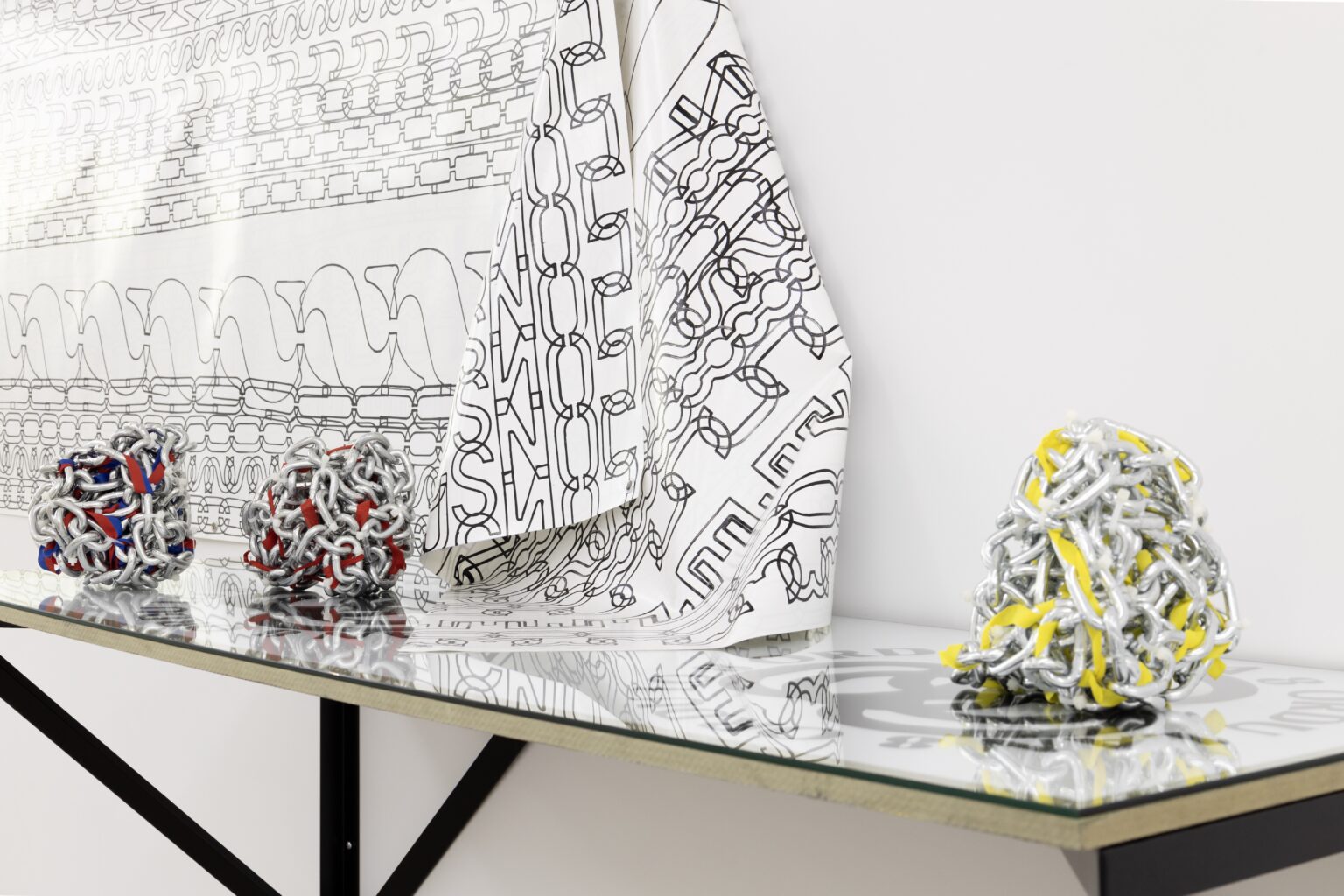 Installation view: Linguagem / corrente, Sismógrafo, Porto, 2024 |  | ProjecteSD