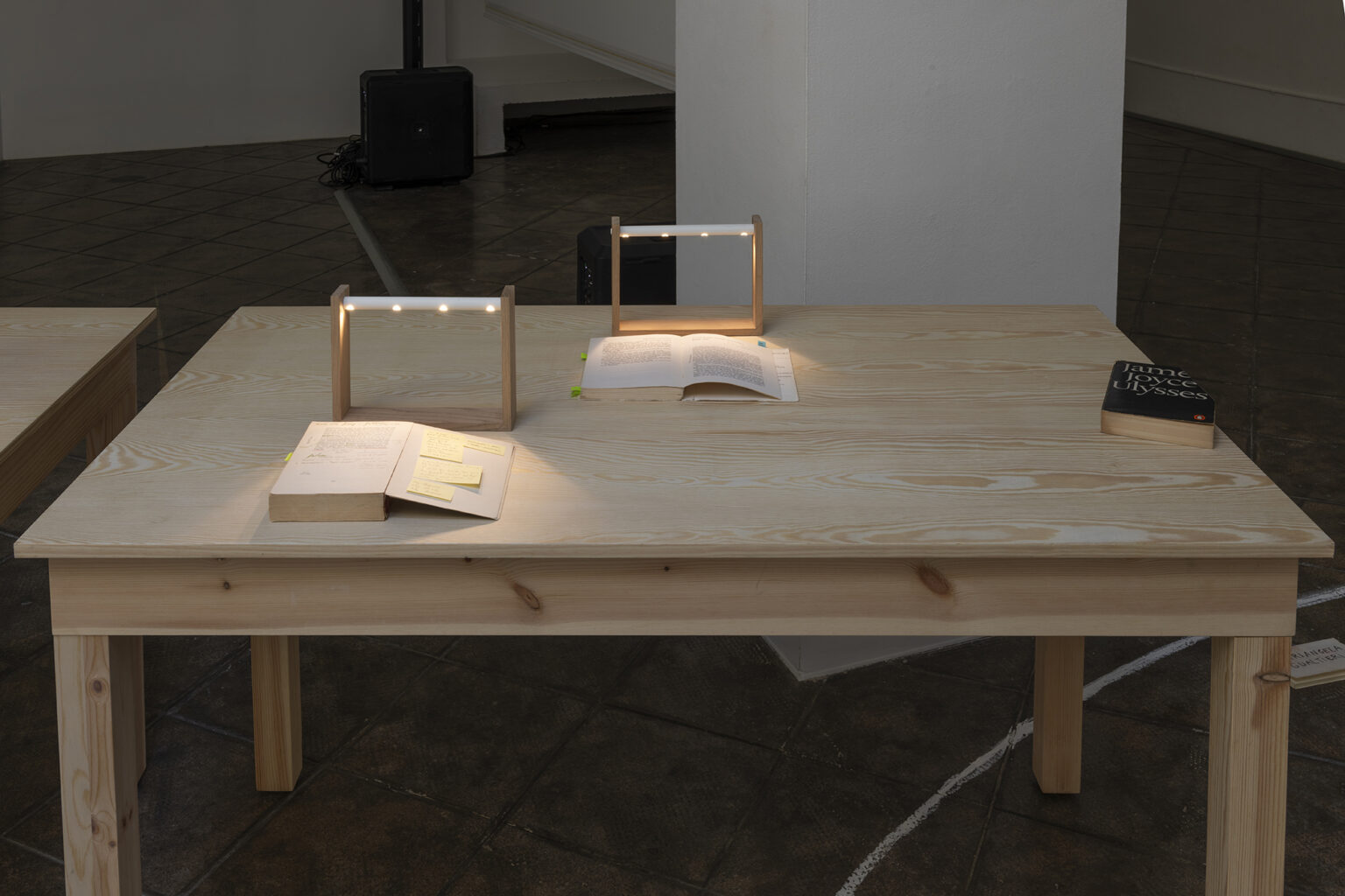Dora García 58 prólogos y un final, 2024
Installation view: 58 prólogos y un final, ProjecteSD, Barcelona, 2024 |  | ProjecteSD